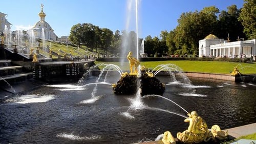 Sampson Sculpture - Peterhof, St Petersburg