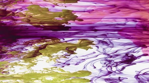 La peinture colorée abstraite à l'encre fractale hypnotique organique se répand dans l'eau 12