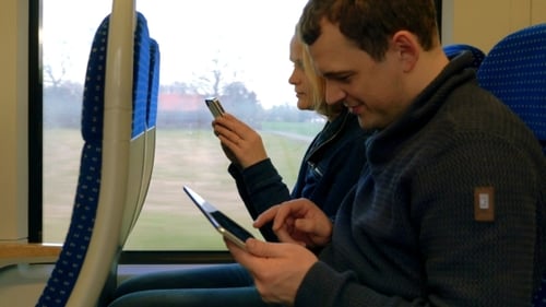 Zeitraffer der Reise im Zug mit Pad Und
