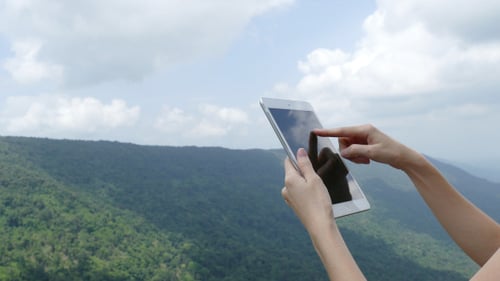 Use Touch Screen On Tablet