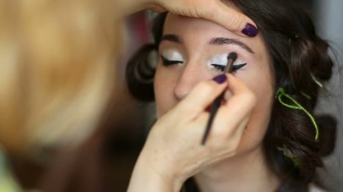 Make-Up
