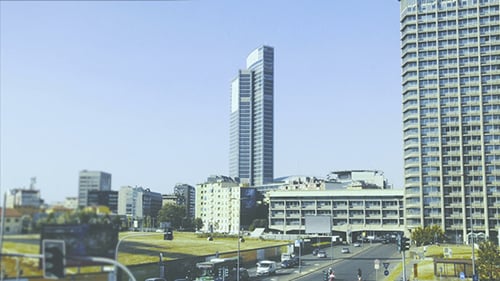 Straßen und Gebäude der Stadt