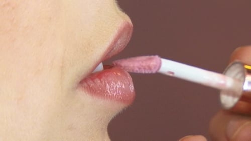 Lip Make-Up