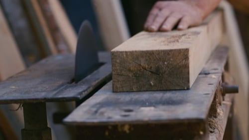 Bearbeitung von Holz