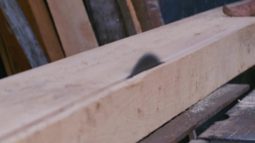 Bearbeitung von Holz