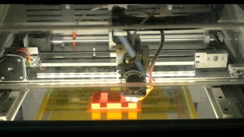 3D-Drucker bei der Arbeit
