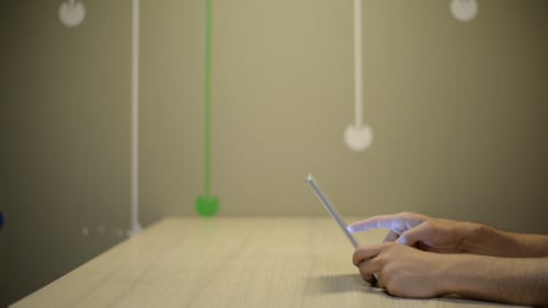 Tablet bei Nacht im Einsatz