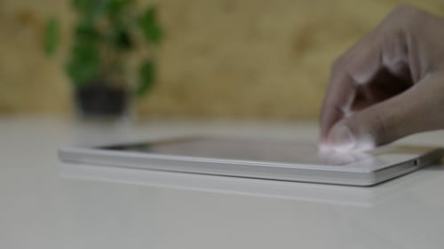 Browsing on Tablet