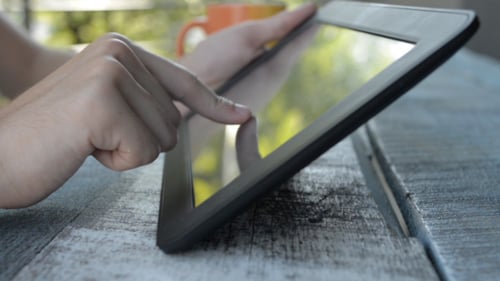 Schnelles Tippen auf der Tablet Tastatur