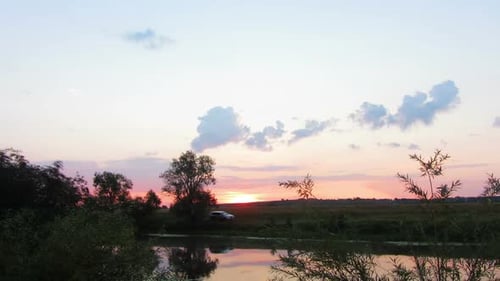 Landschaft Sonnenaufgang über dem See 1