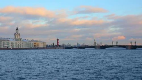 Panorama do rio Neva no centro histórico de São Petersburgo, Rússia 2