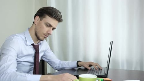 Travail à domicile fatigué