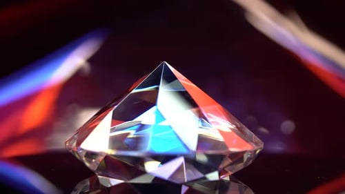 Refracting Light in a Clear Cut Diamond