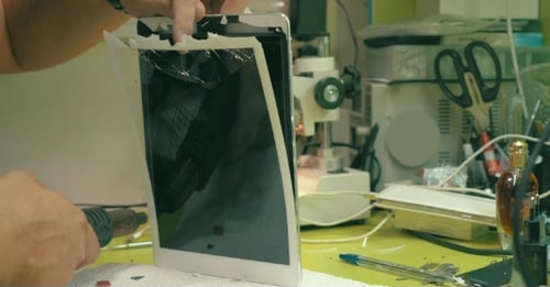 Removing Broken Touchscreen