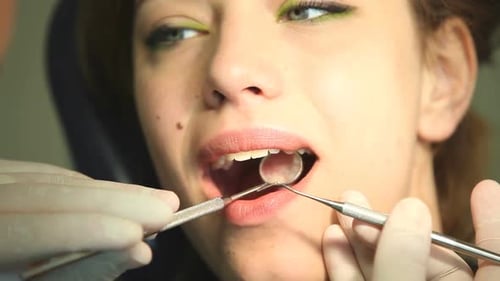 Dentist 22