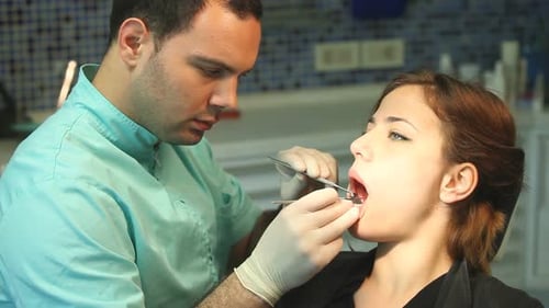 Dentist 28