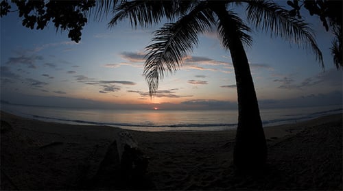 Zeitraffer bei Sonnenuntergang