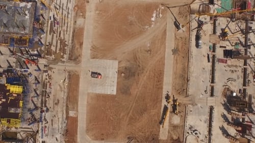 Construyendo un estadio grande