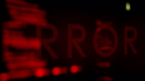 Erro na listagem do código do programa, falha vermelha na tela do desenvolvedor de software