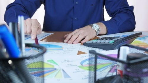 Examining Business Graph