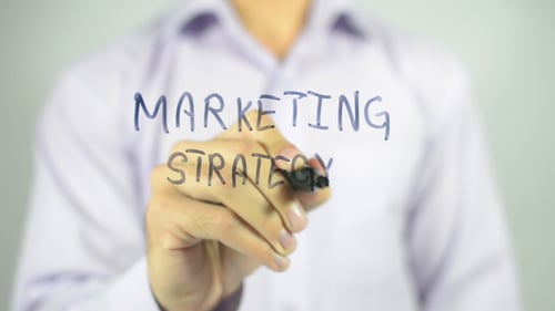 Estratégia de marketing, escrita em tela transparente