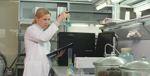 Woman in Chemistry