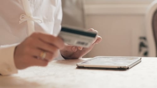 Using Tablet With Credit Card For Payment