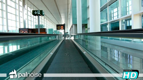 Esteira do corredor de viagem do aeroporto