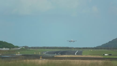Approaching And Landing