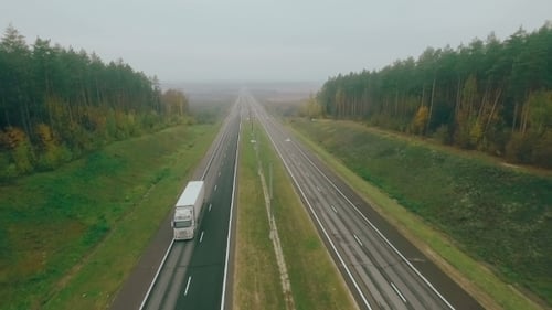 Le camionneur sur la route