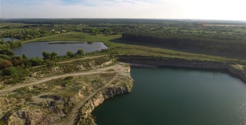 Über den Quarry Lake fliegen