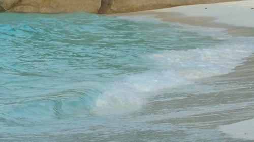 Turquoise Rolling Wave,