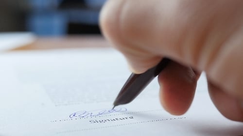 Signature Document In Office