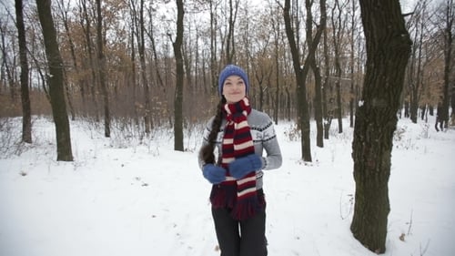 Sportswoman Runs In Winter Park