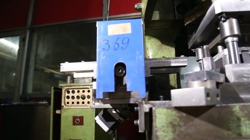 Poinçons de fabrication préfabriqués