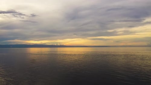 Coucher de soleil sur la mer
