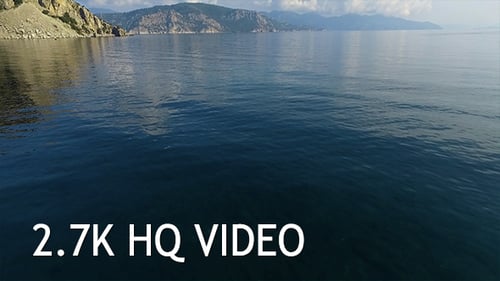Fliegen Sie über das Mittelmeer