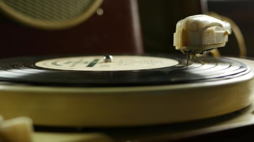 Vinyl Spinning