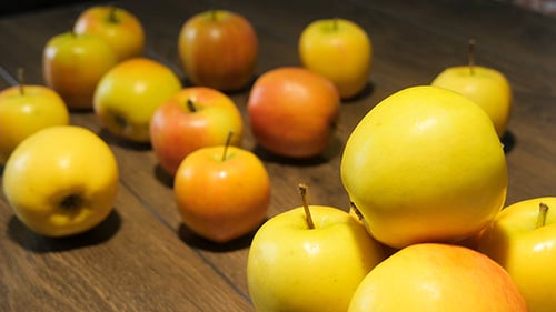 Gelbe Äpfel