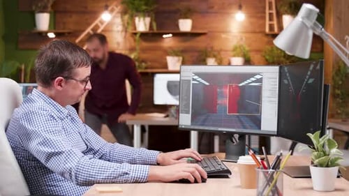 Graphiste dans l'industrie du jeu vidéo parle en détail avec son assistant