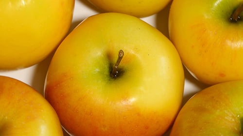 Yellow Apples Rotating