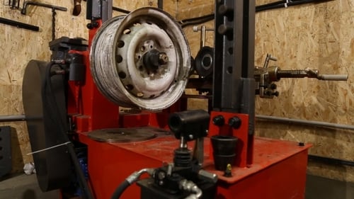 Tire Fitting Station Equipment