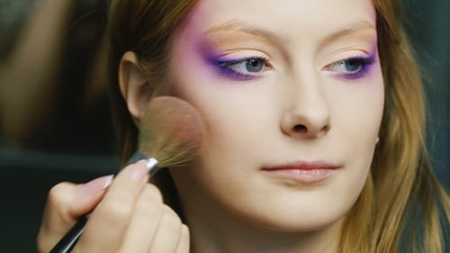 Beautiful Woman Make-up-Pinsel