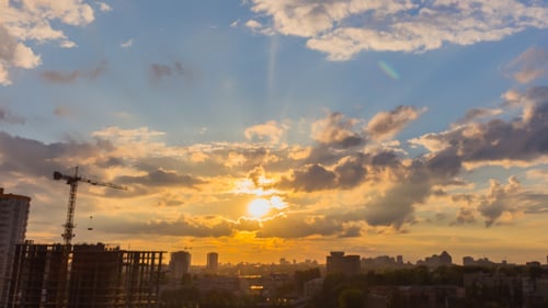 Follow The Sun In City 3