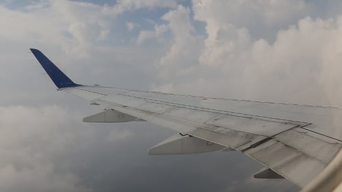 Flugzeug, Himmel, Wolken, Horizont