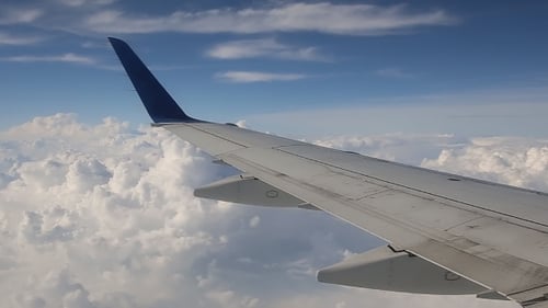 Avion Ciel Nuages Horizont