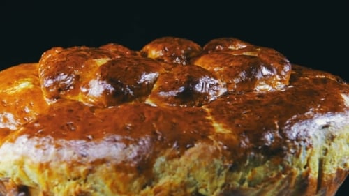 Rotating Golden Brown Ring of Bread
