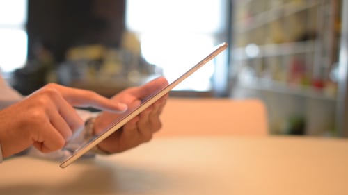 Using Tablet Device Indoors During the Day