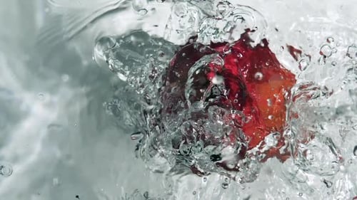 Pomme qui laisse tomber