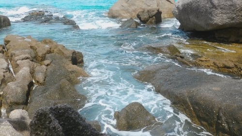 Turquoise Rolling Wave